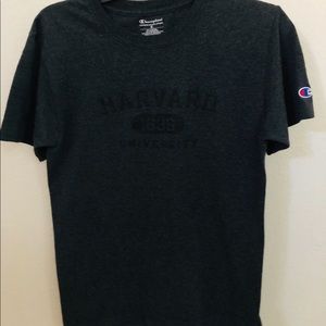 Women’s Small Champion Harvard Shirt
